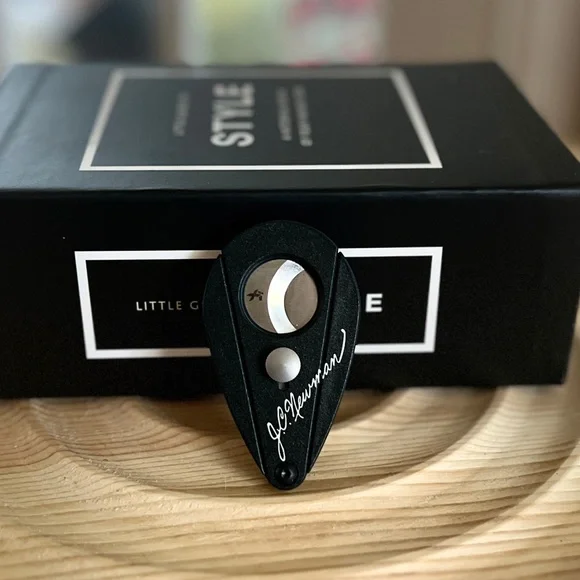Black and Silver JC Newman Xikar Cigar Cutter - Picture 2 of 3